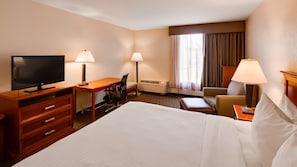 Desk, blackout drapes, iron/ironing board, free WiFi