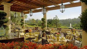 2 restaurants, breakfast, lunch, dinner served; Mediterranean cuisine