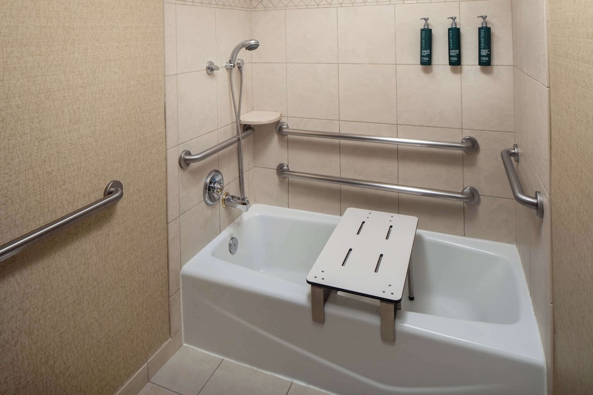 Premium bedding, pillowtop beds, in-room safe, iron/ironing board