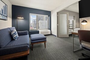 Living area - Courtyard by Marriott Chicago Downtown River North (Chicago)