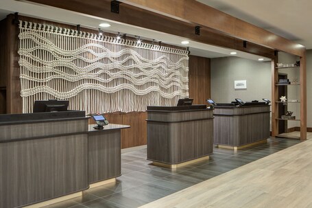 Courtyard by Marriott Chicago Downtown River North - Image 14