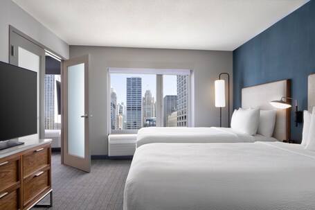 Courtyard by Marriott Chicago Downtown River North - Image 1