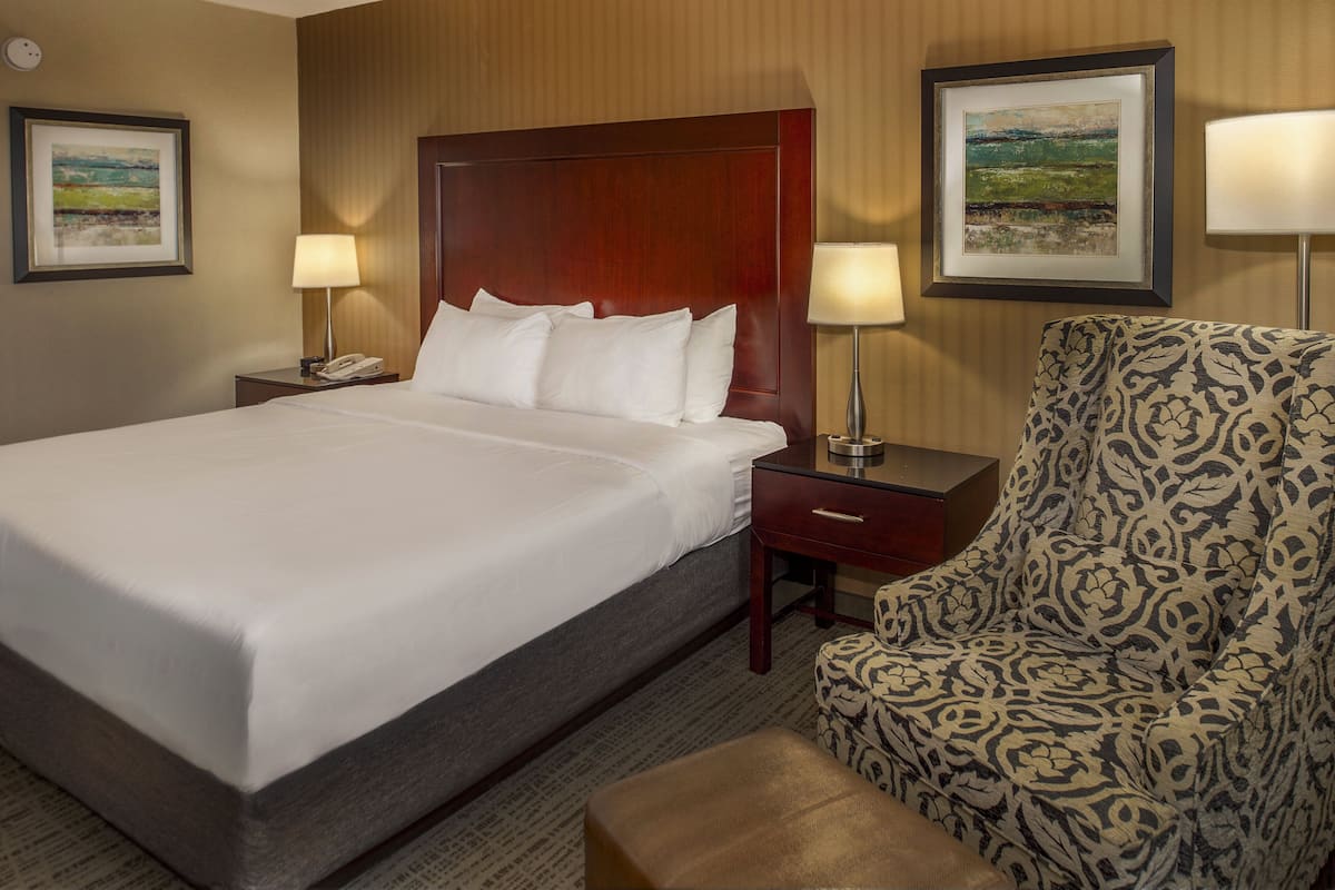 Pillow-top beds, in-room safe, desk, laptop workspace