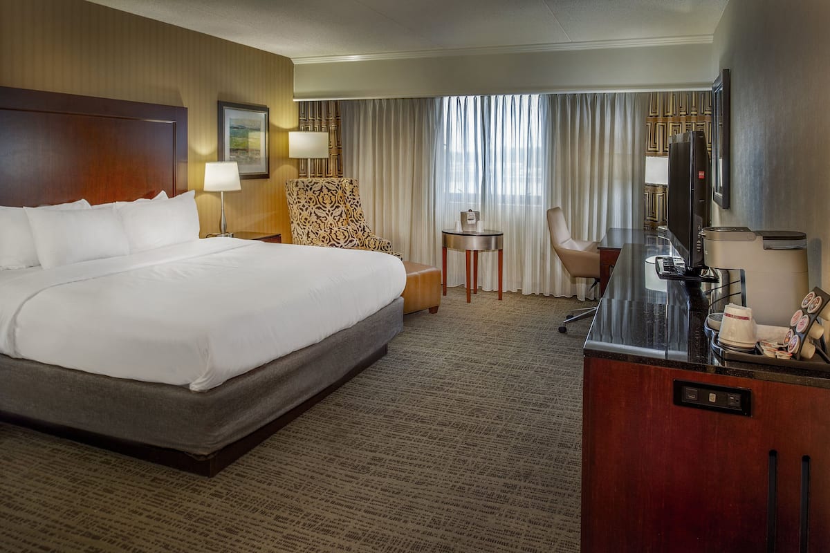 Pillow-top beds, in-room safe, desk, laptop workspace
