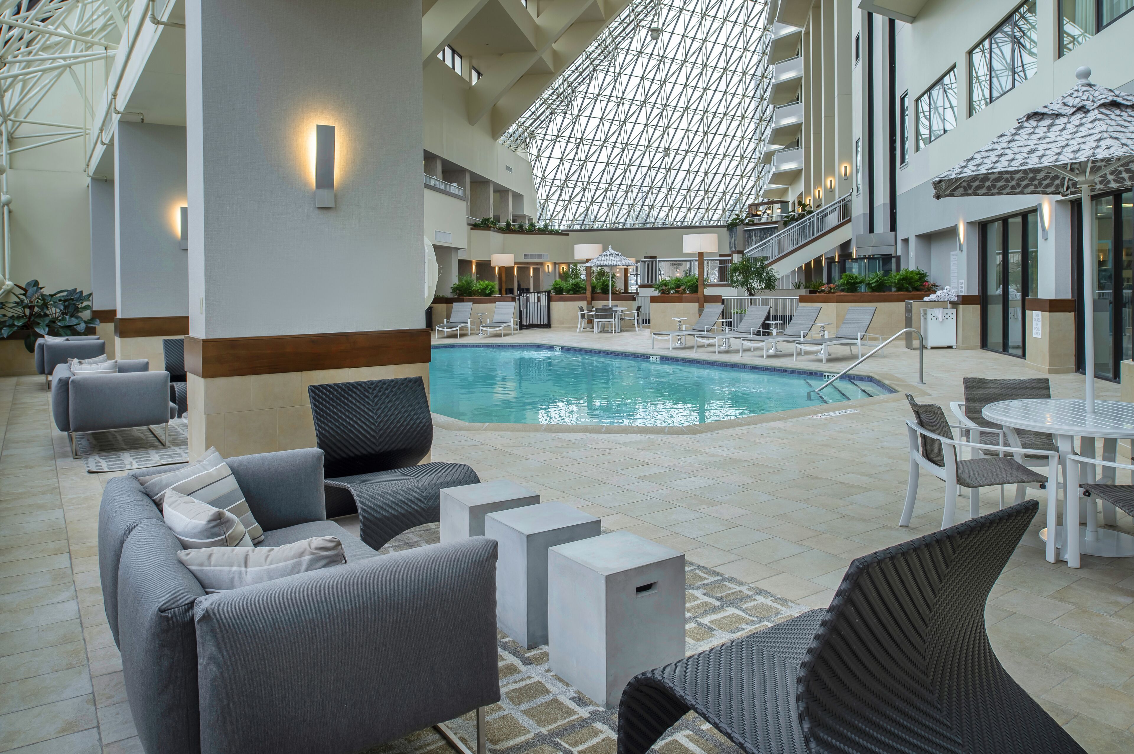 indoor pool, open 6:00 am to 9:00 pm, pool loungers