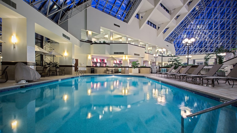 Crowne Plaza St. Louis Airport by IHG