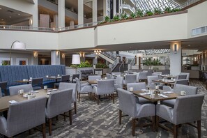 Breakfast served - Crowne Plaza St. Louis Airport by IHG (Bridgeton)