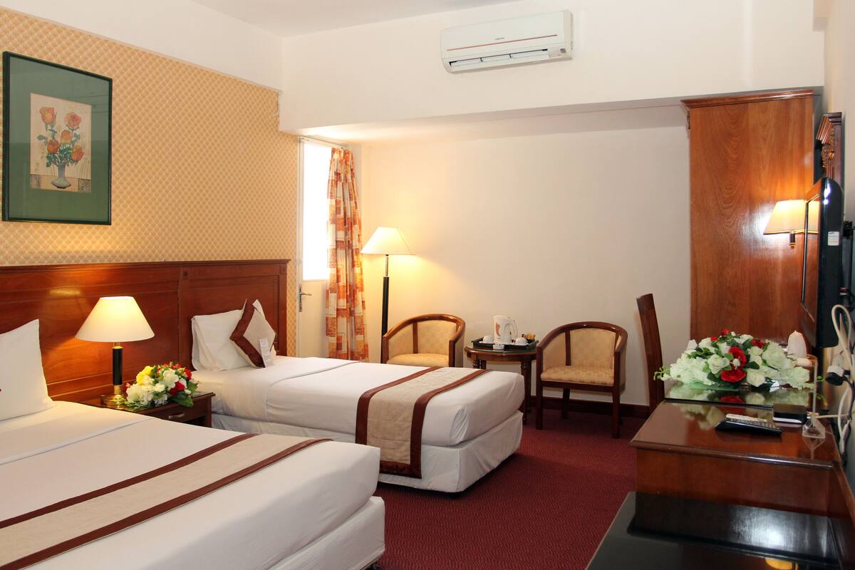 Triple Room | Minibar, in-room safe, desk, rollaway beds (surcharge)