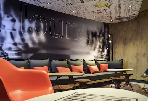 ibis Saint-Denis Stade Ouest