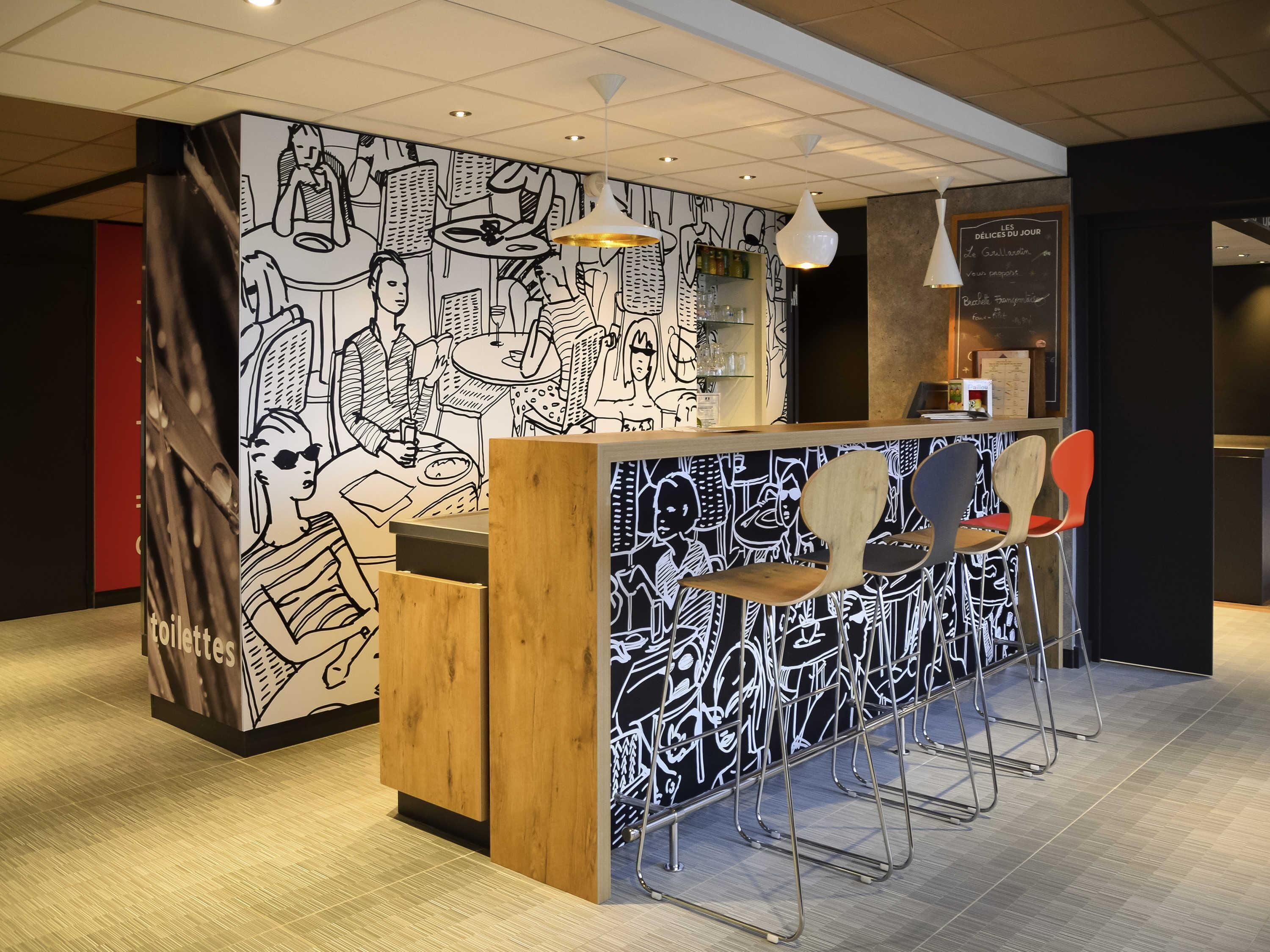 Bar (in der Unterkunft)