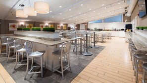 Desayuno buffet incluido todos los días 
