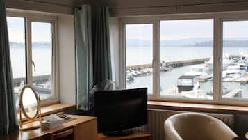 Room, Sea View
