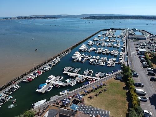 Salterns Harbourside Hotel