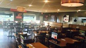 Breakfast and lunch served  - Days Inn by Wyndham West Palm Beach (West Palm Beach)