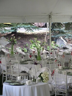 Área para banquetes al aire libre