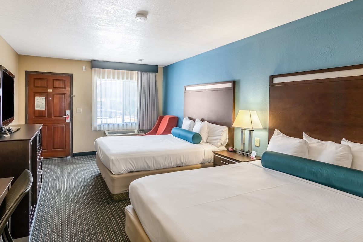 Premium bedding, desk, blackout curtains, iron/ironing board