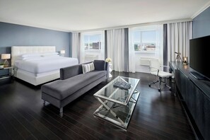 Surmatelas, coffres-forts dans les chambres, bureau