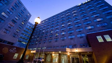 Façade de l’hébergement - soirée/nuit