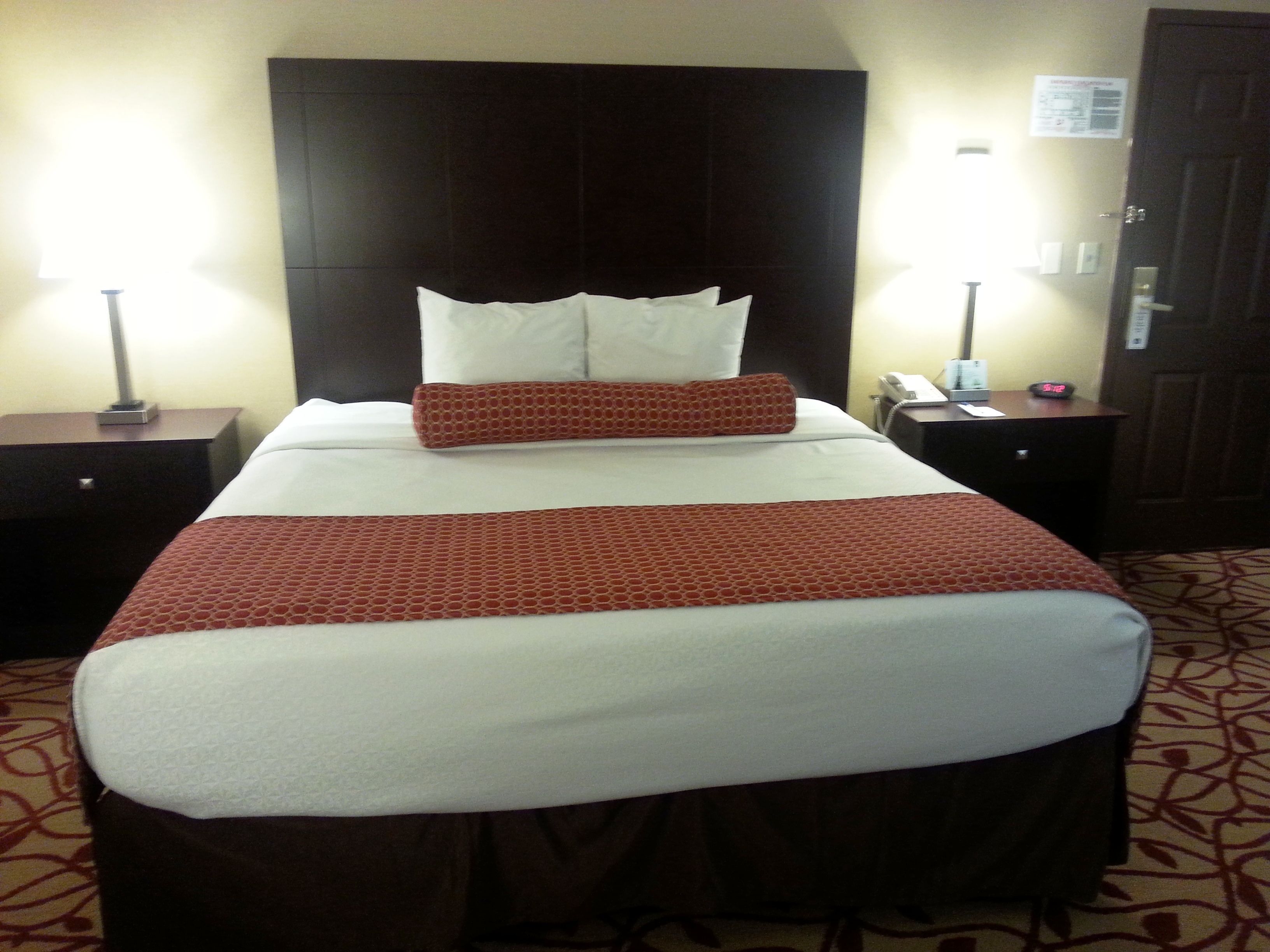 standard room, 1 king bed, non smoking, refrigerator & microwave | desk, laptop workspace, blackout curtains, iron/ironing board