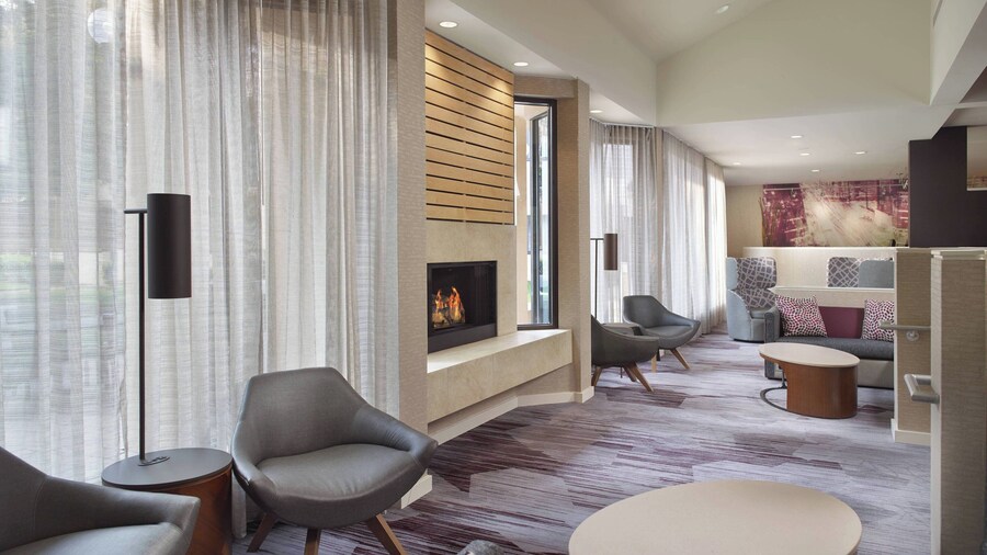 Courtyard Charlotte Arrowood