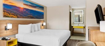 Days Inn by Wyndham Petersburg/South Fort Lee