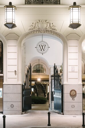 숙박 시설 정면