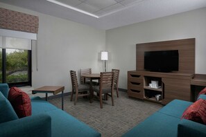 Suite, 1 Bedroom, Non Smoking | Desk, blackout drapes, soundproofing, iron/ironing board