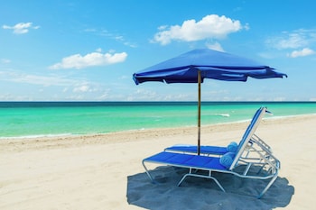 On the beach, white sand at Courtyard by Marriott Oceanside Fort Lauderdale Beach
