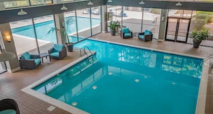 Sonesta Charlotte Lower South End