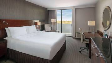 Skrivebord, skrivebord for bærbar PC og blendingsgardiner