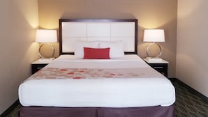 Unclassified image, 2 of 26, button - Hawthorn Suites by Wyndham Indianapolis North (Indianapolis)