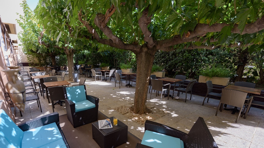 ibis Avignon Centre Pont de l'Europe