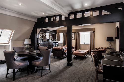 Luxury Penthouse | Living area