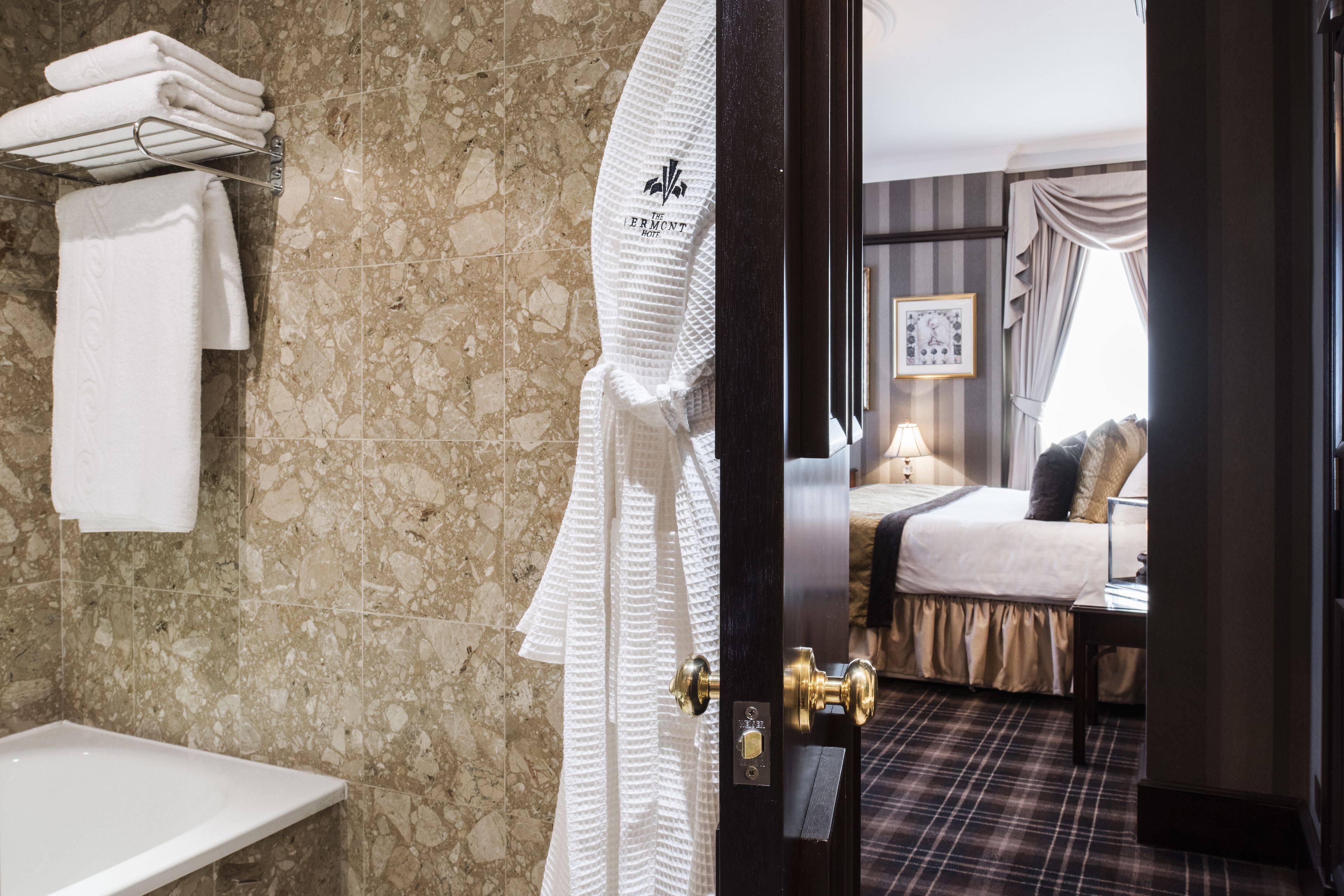presidential suite | bathroom | shower, designer toiletries, hair dryer, towels