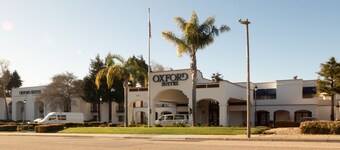 Oxford Suites Pismo Beach