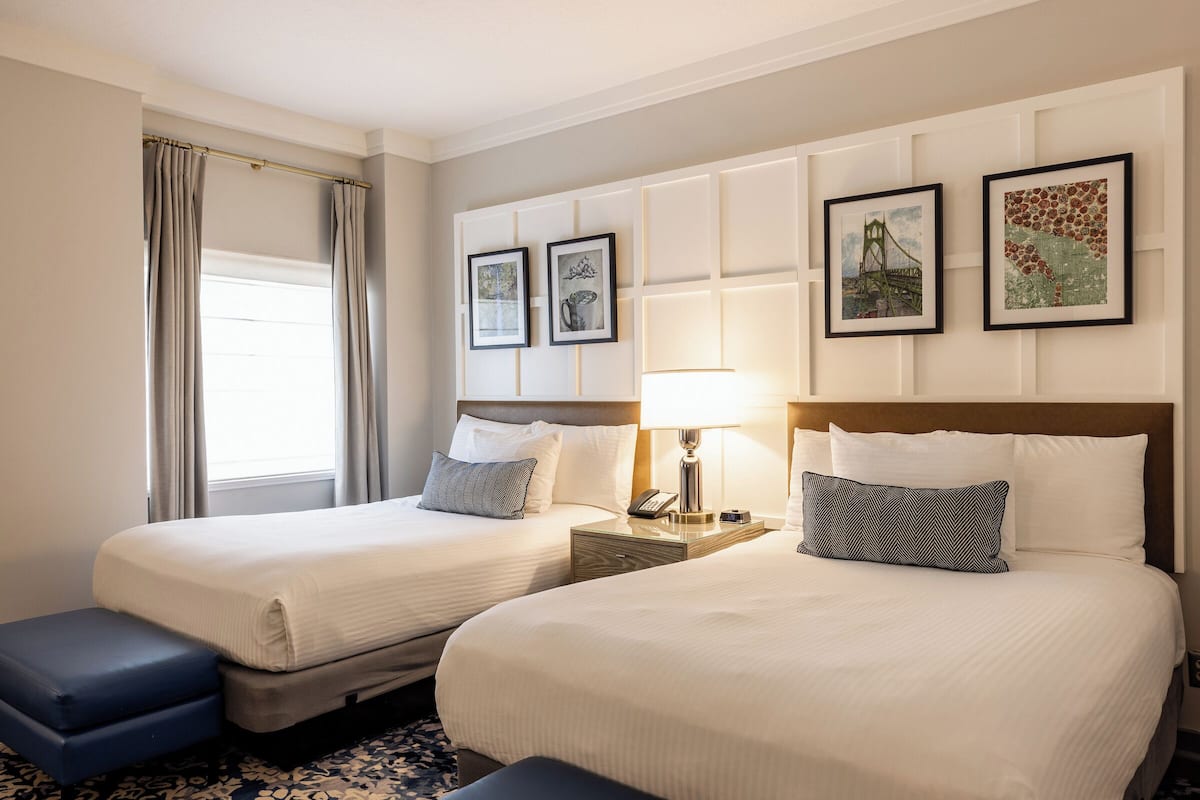 Deluxe Room, 2 Double Beds (Guestroom)