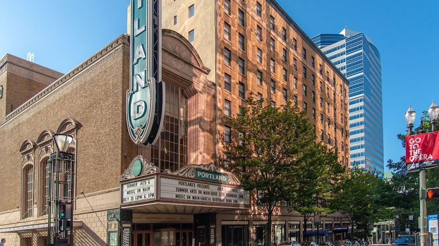 Heathman Hotel