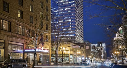 Heathman Hotel