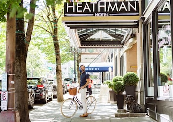 Bicycling at Heathman Hotel