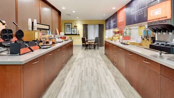 Free daily continental breakfast