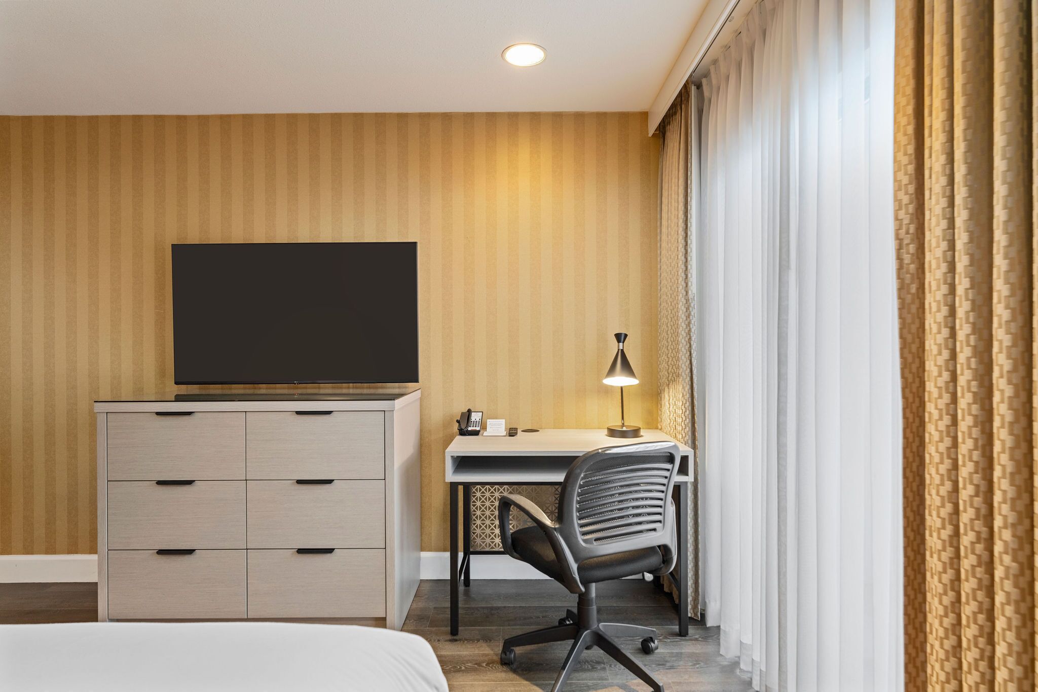 Foto - Executive Hotel Vancouver Airport