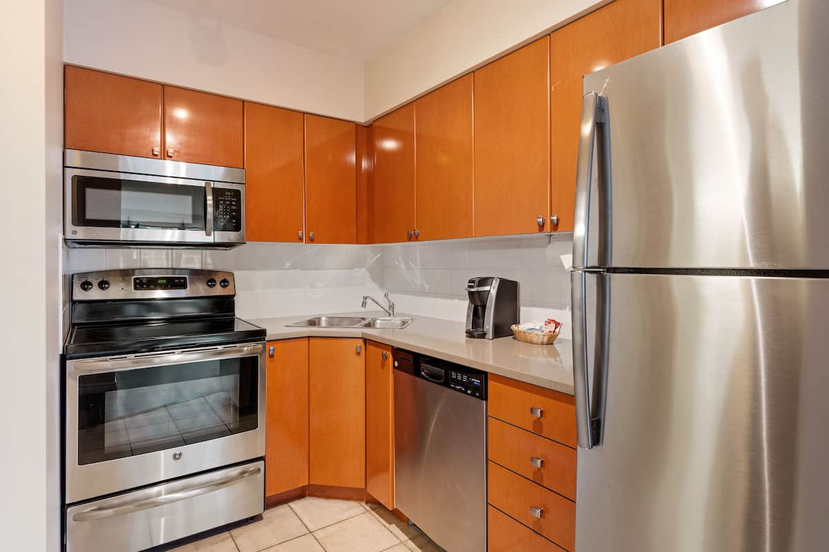 premium bedding, down duvets, pillow-top beds, in-room safe