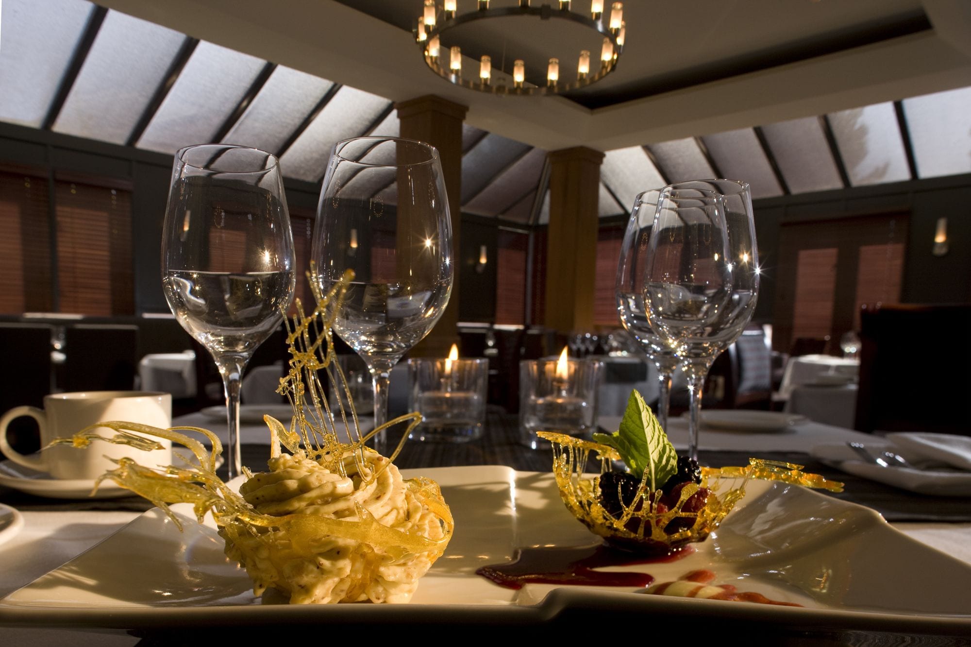 breakfast, lunch, dinner served; american cuisine