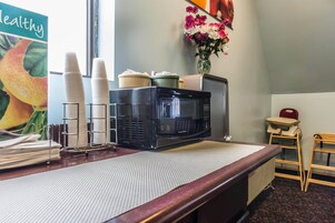 Café da manhã com buffet grátis