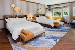 In-room safe, desk, iron/ironing board, cribs/infant beds
