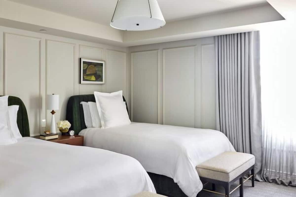 1 bedroom, Frette Italian sheets, premium bedding, down comforters