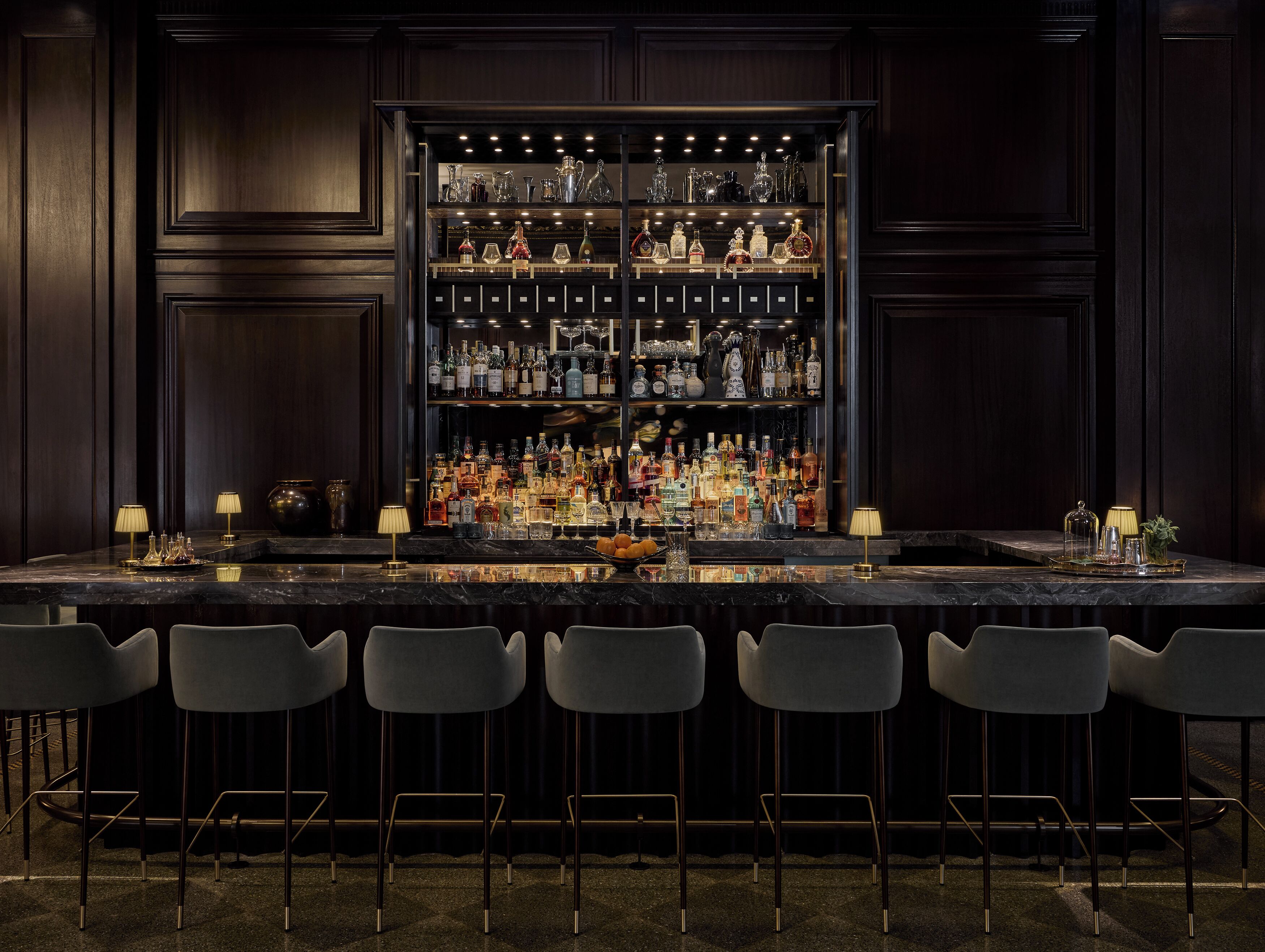 Piano bar