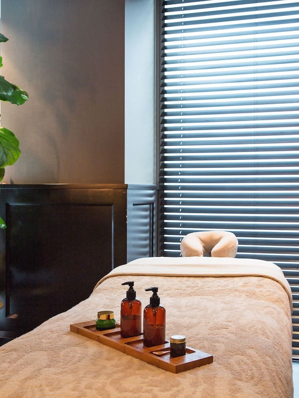 Sauna, body treatments, hydrotherapy, deep-tissue massages