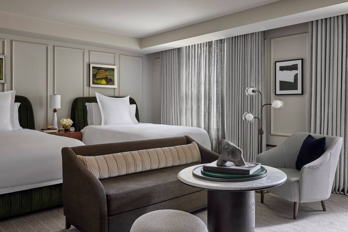 Deluxe Two Doubles City View | Cadar Frette Itali, peralatan tempat tidur premium, gebar bulu kapas 