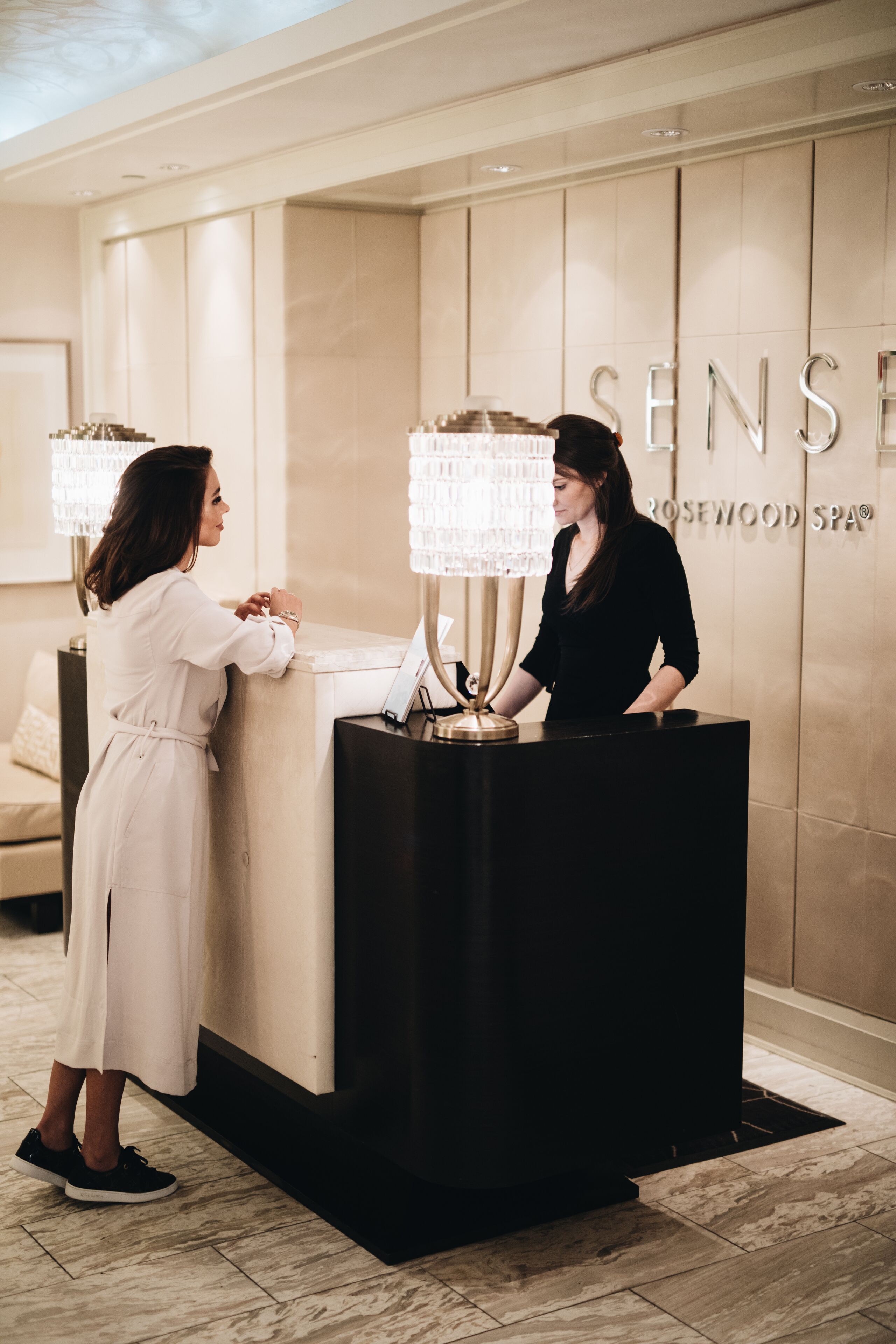 sauna, body treatments, hydrotherapy, deep-tissue massages